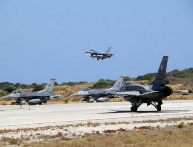 Η επέκταση της βάσης της Σούδας στα σχέδια των ΗΠΑ - Τι σημαίνει αυτό για την Ελλάδα και τις σχέσεις με την Τουρκία (φωτό)